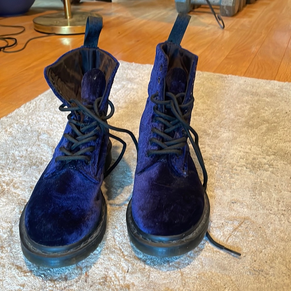 Blue velvet Doc Martens